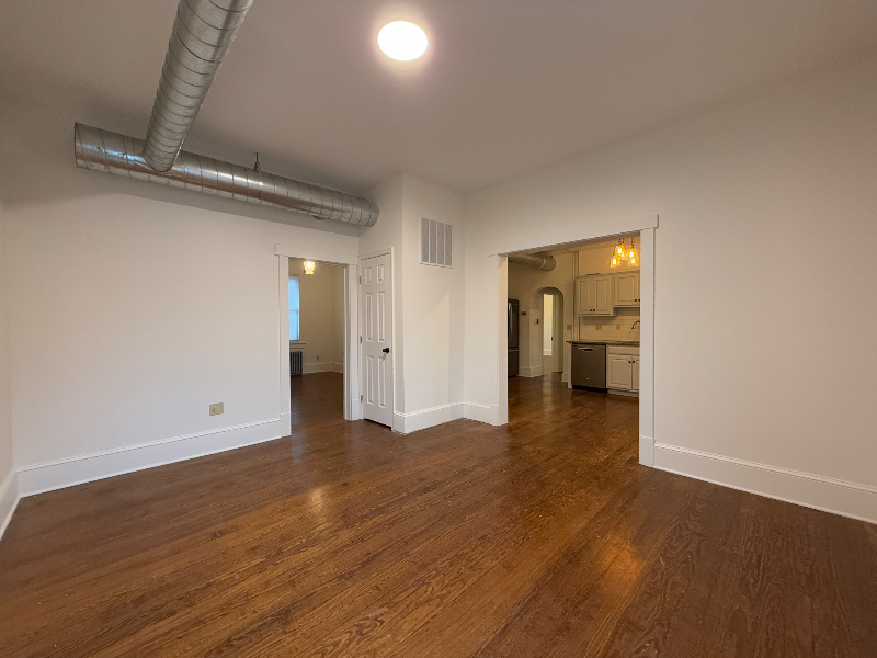 252,256,260 W. Main St #260 - Photo 5 of 14