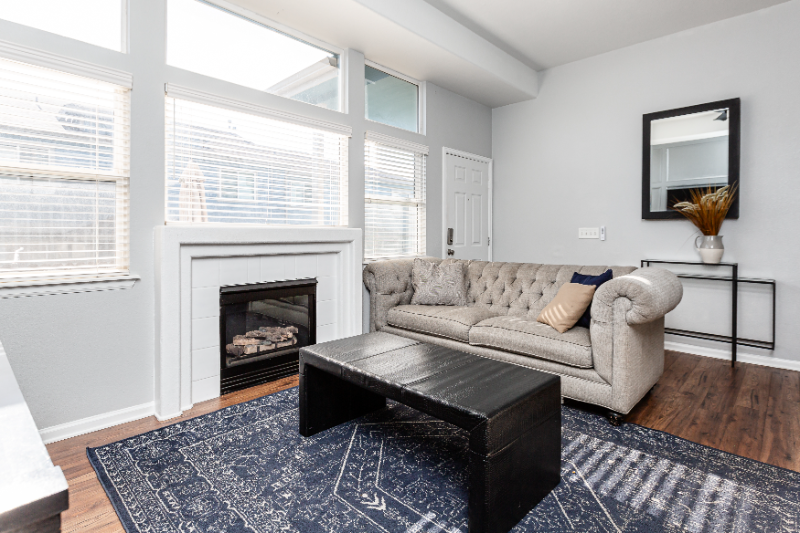 12030 Leyden St - Photo 4 of 19
