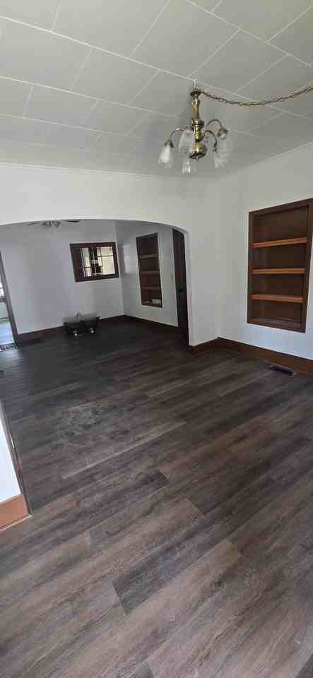 12 S Elm St #1 - Photo 5 of 20