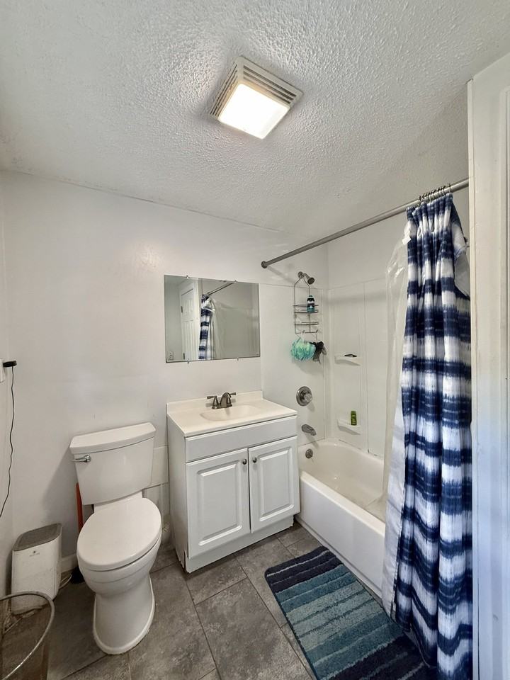 322 Edgewood Ave - Photo 7 of 14