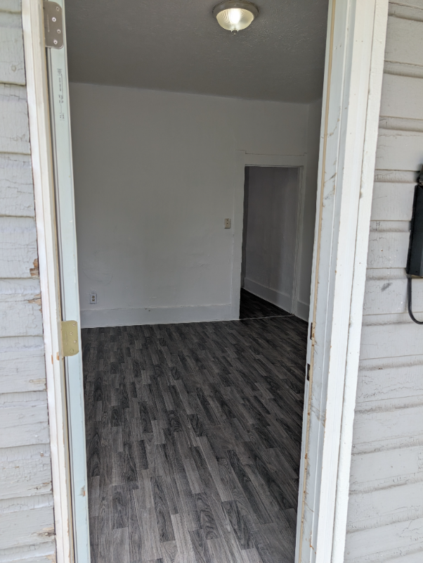 211 N 20th St #213N20thST - Photo 2 of 16