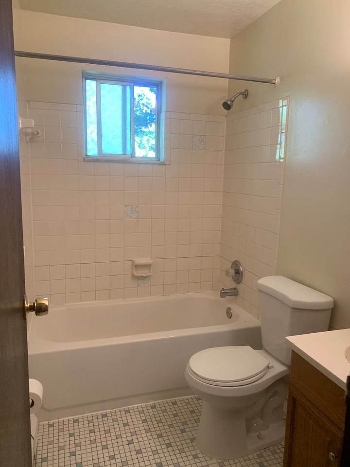 2065 Sutton Ave #24 - Photo 7 of 10