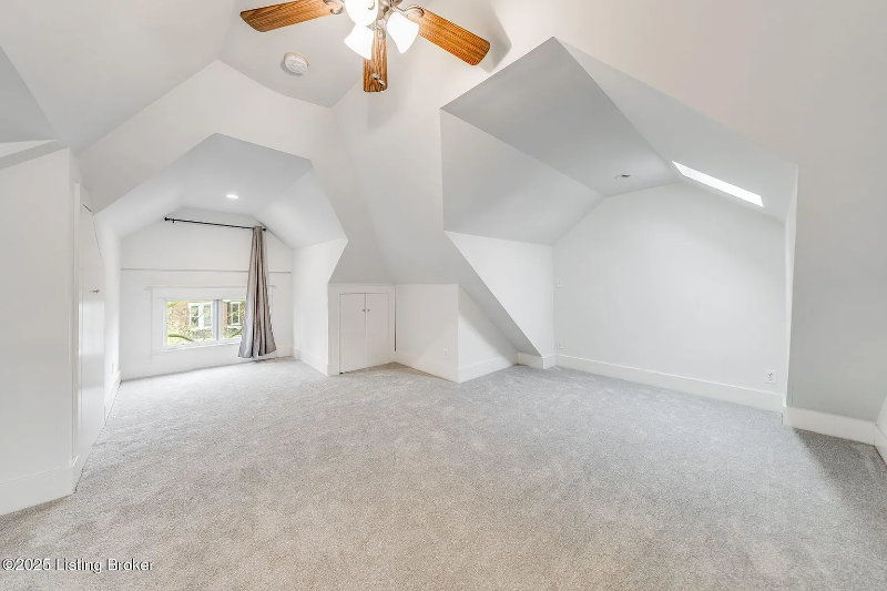 1131 Everett Ave #2 - Photo 7 of 28