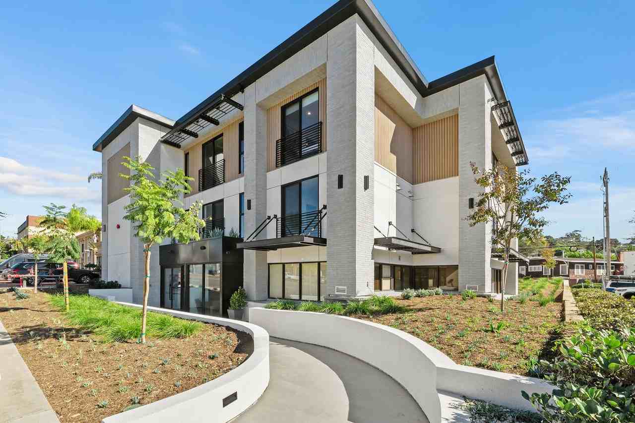 Sea + Stone La Jolla Village Apartments - Photo 2 of 7