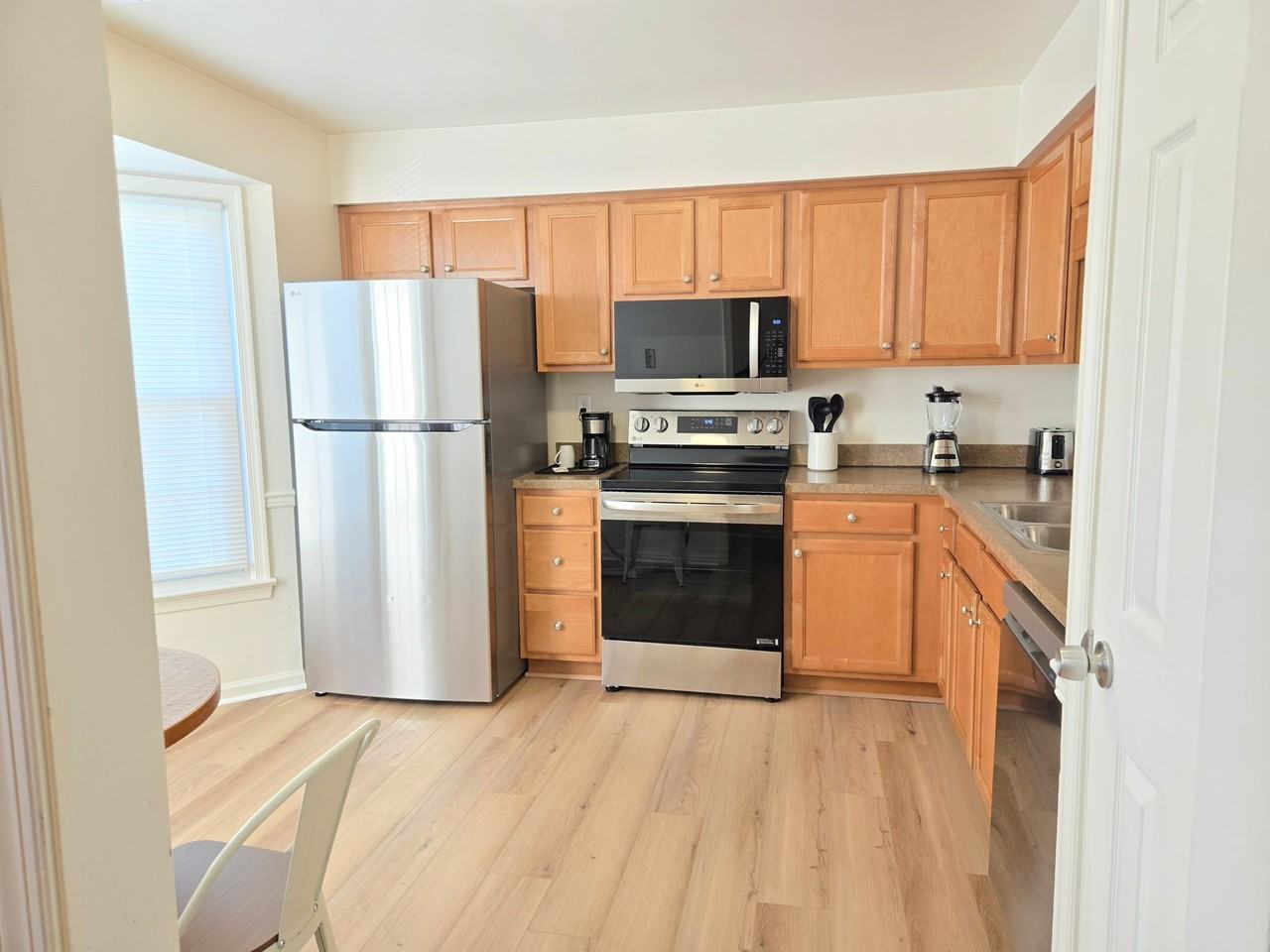 5529 Old Guard Cres - Photo 2 of 30