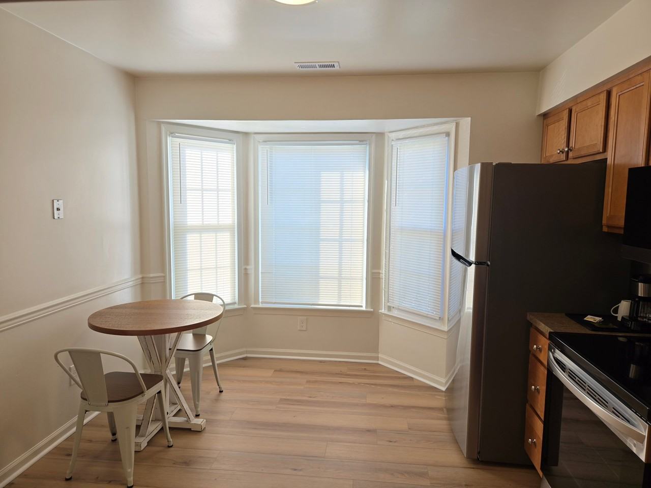 5529 Old Guard Cres - Photo 4 of 30