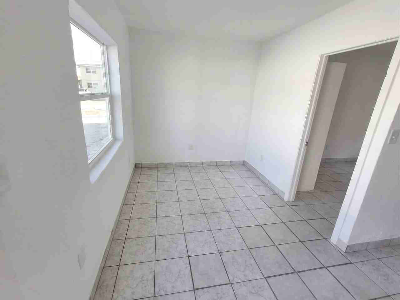 625 W Avenue A #5 - Photo 7 of 8
