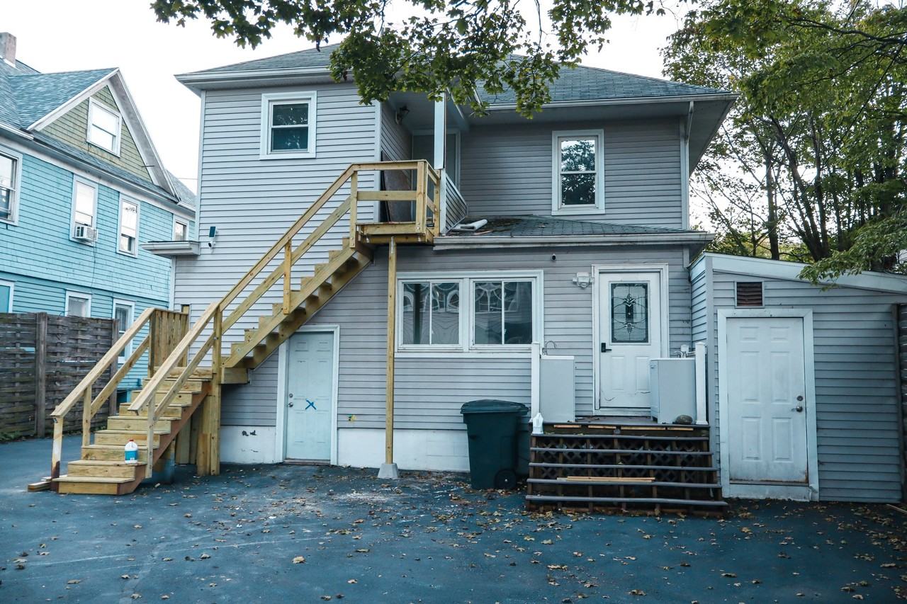 43 Park Ave - Photo 2 of 14