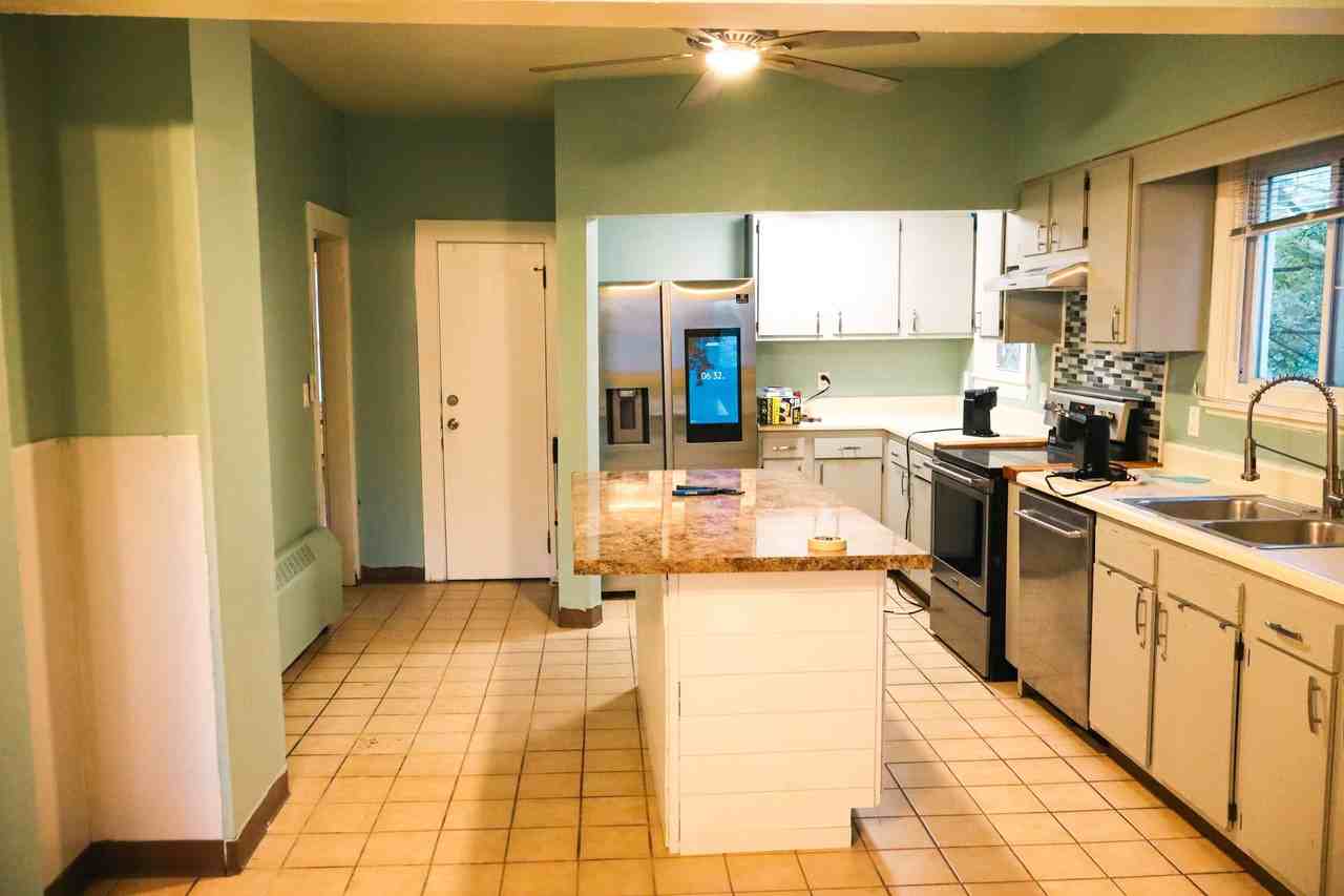 43 Park Ave - Photo 6 of 14