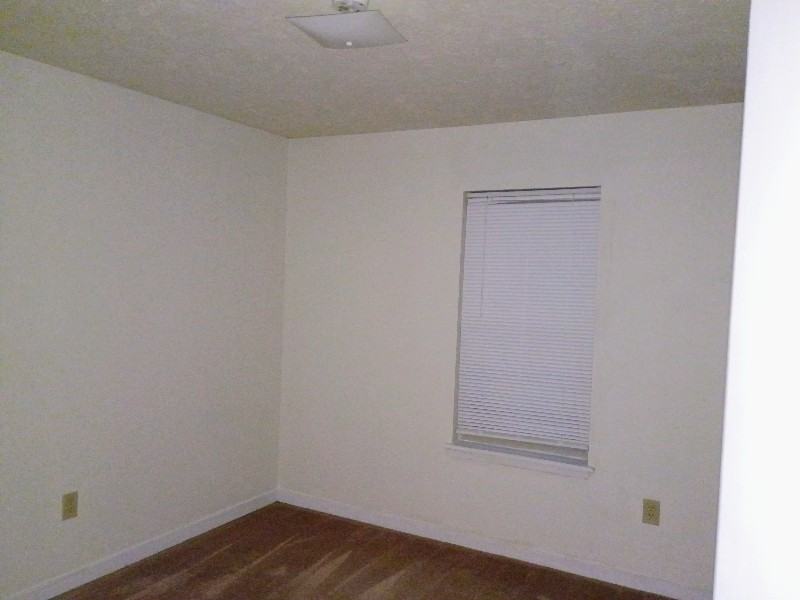 1478 Bass Ave - Photo 5 of 21