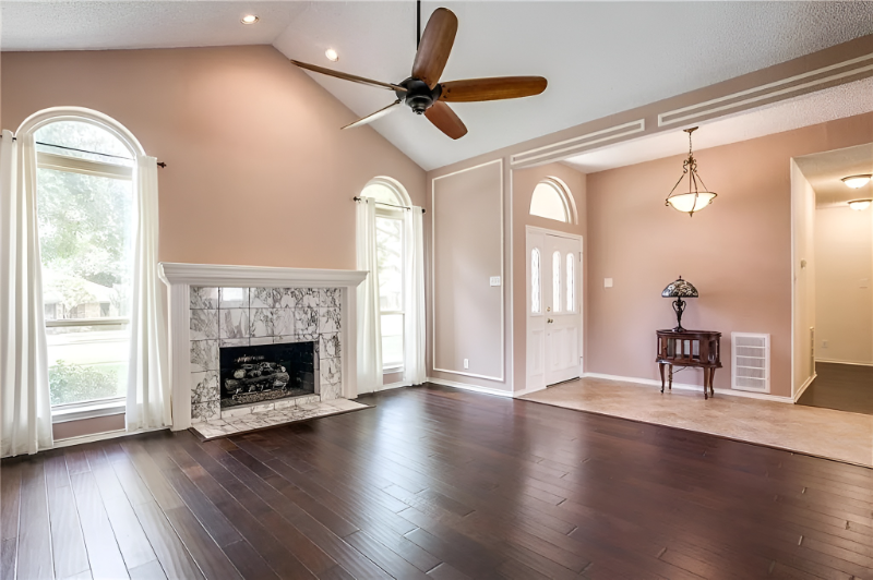 1405 Ridgemoor Ln - Photo 5 of 15