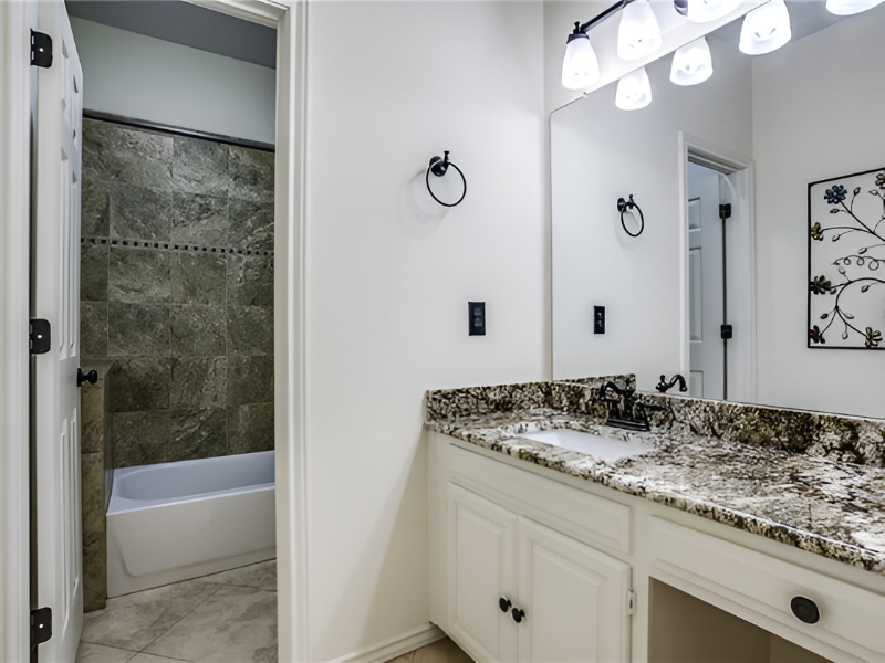1405 Ridgemoor Ln - Photo 6 of 15