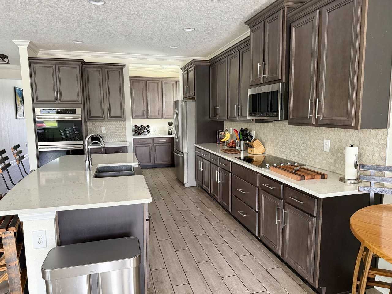 253 Prince Albert Ave - Photo 4 of 20