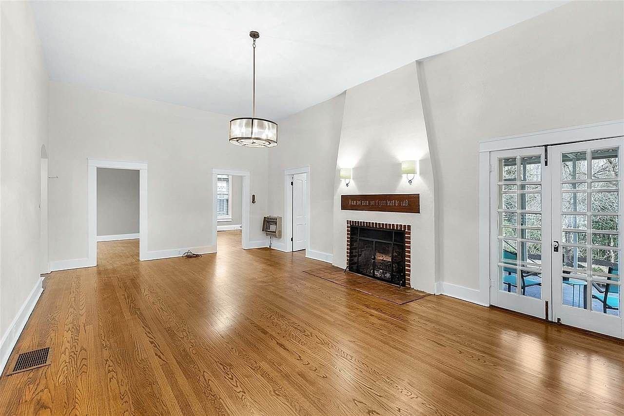 1742 N Highland Ave - Photo 3 of 16