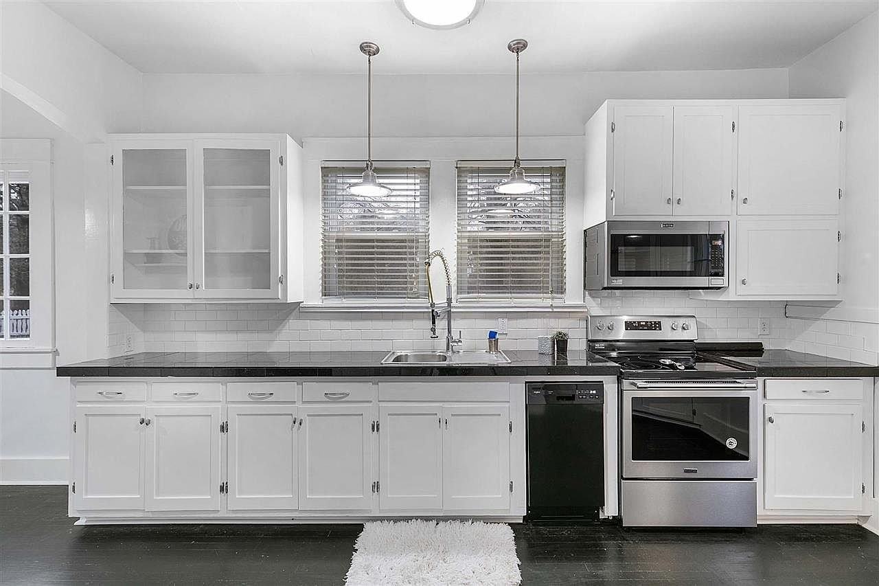 1742 N Highland Ave - Photo 7 of 16