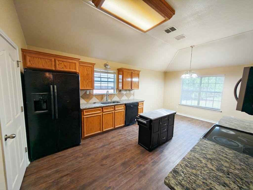 5617 Cobalt Ln - Photo 2 of 11