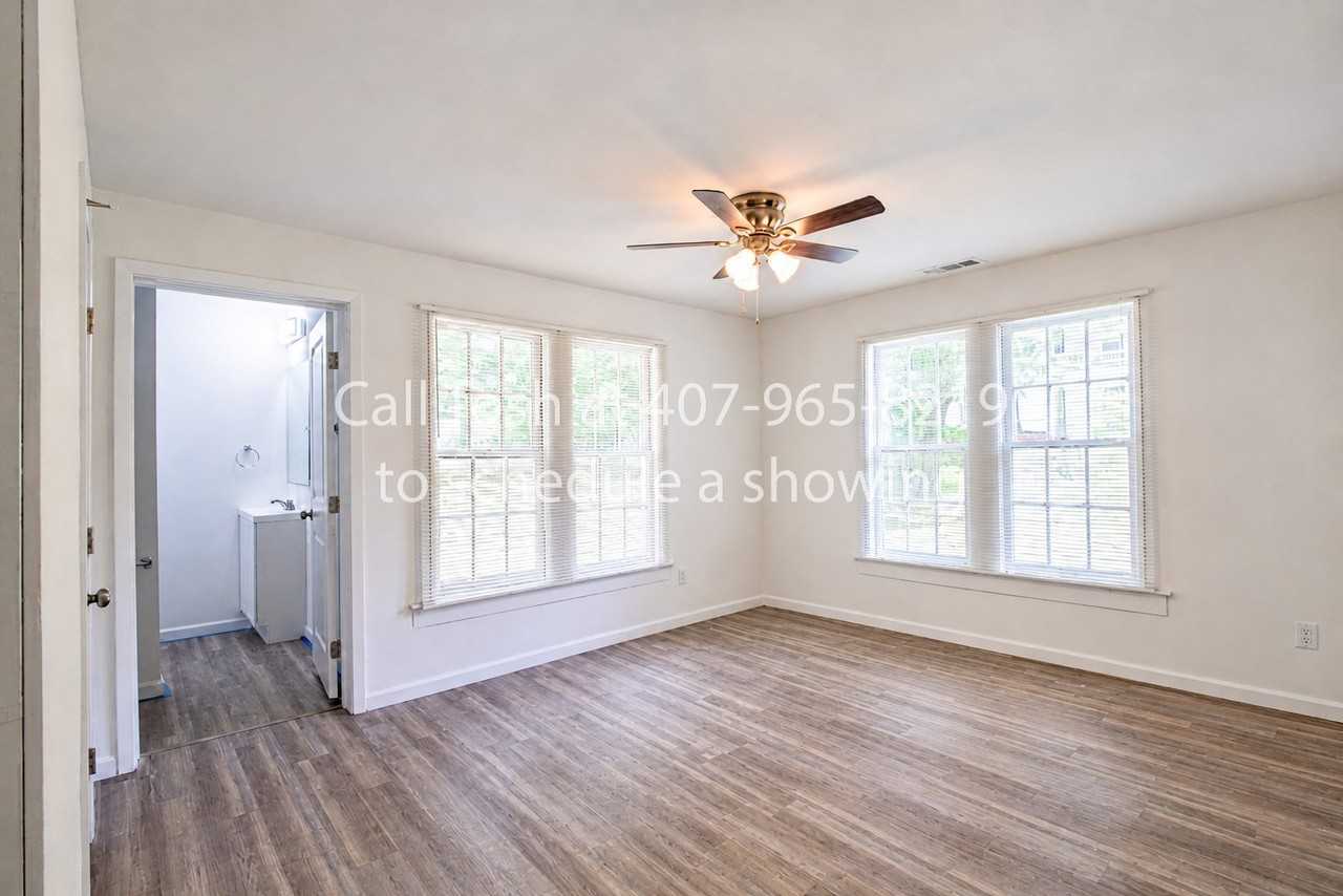 1110 S Houston Ave - Photo 7 of 14