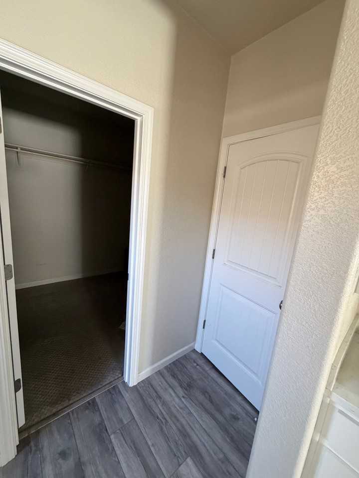 3212 Showcase Way - Photo 5 of 8