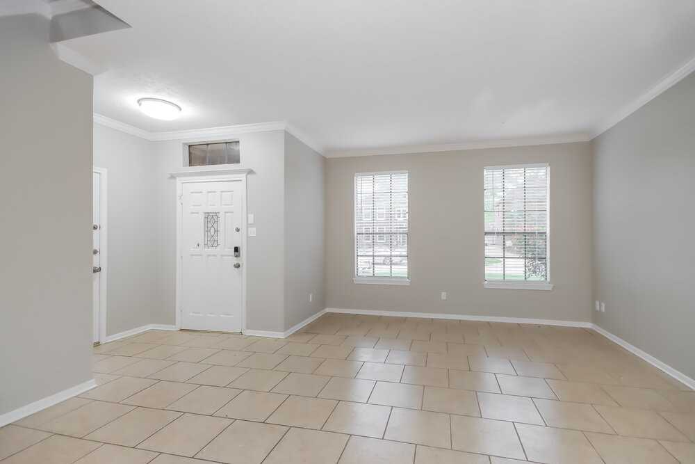 4535 Echo Falls Dr - Photo 4 of 17