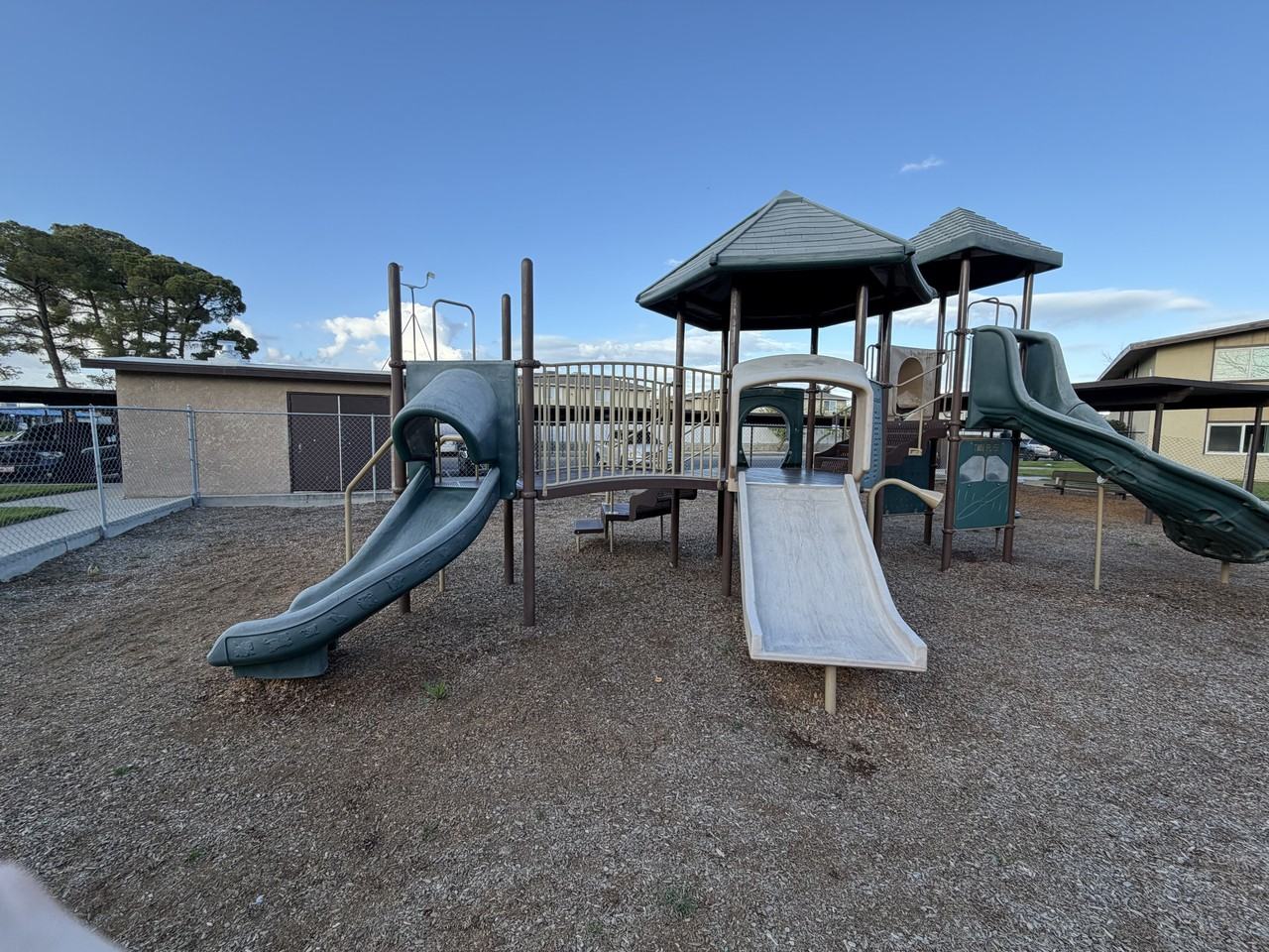 1055 Blake Street - Photo 5 of 16