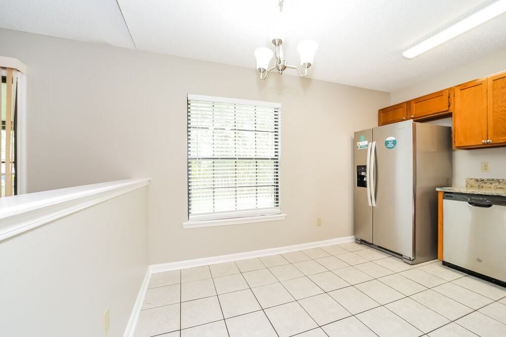 10871 Copper Creek Ct - Photo 7 of 19