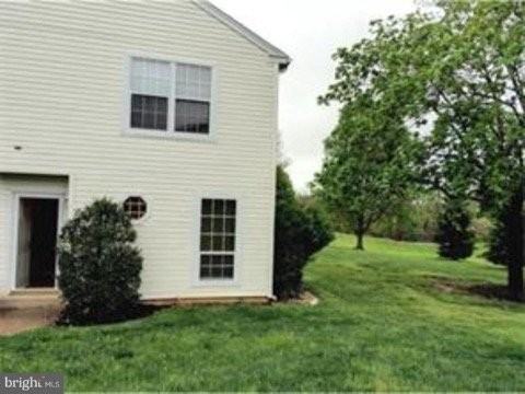 39 Banbury Ct - Photo 2 of 17
