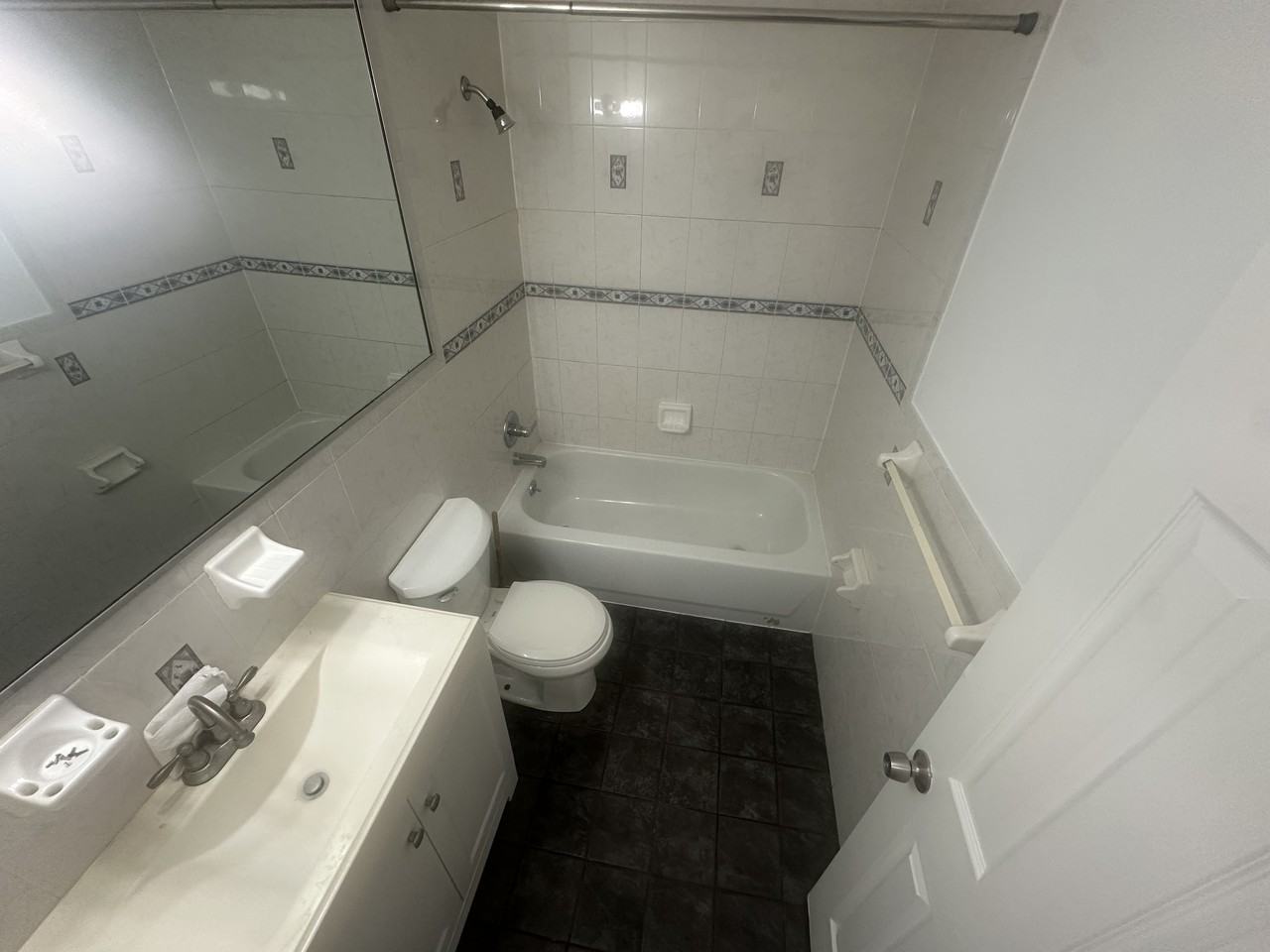 363 Huntington Avenue #1 - Photo 5 of 6