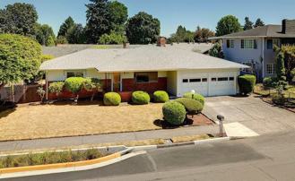 4206 Ne 131st Pl - Photo 1 of 1