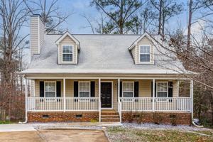 featured image of 525 Hidden Cellars Dr