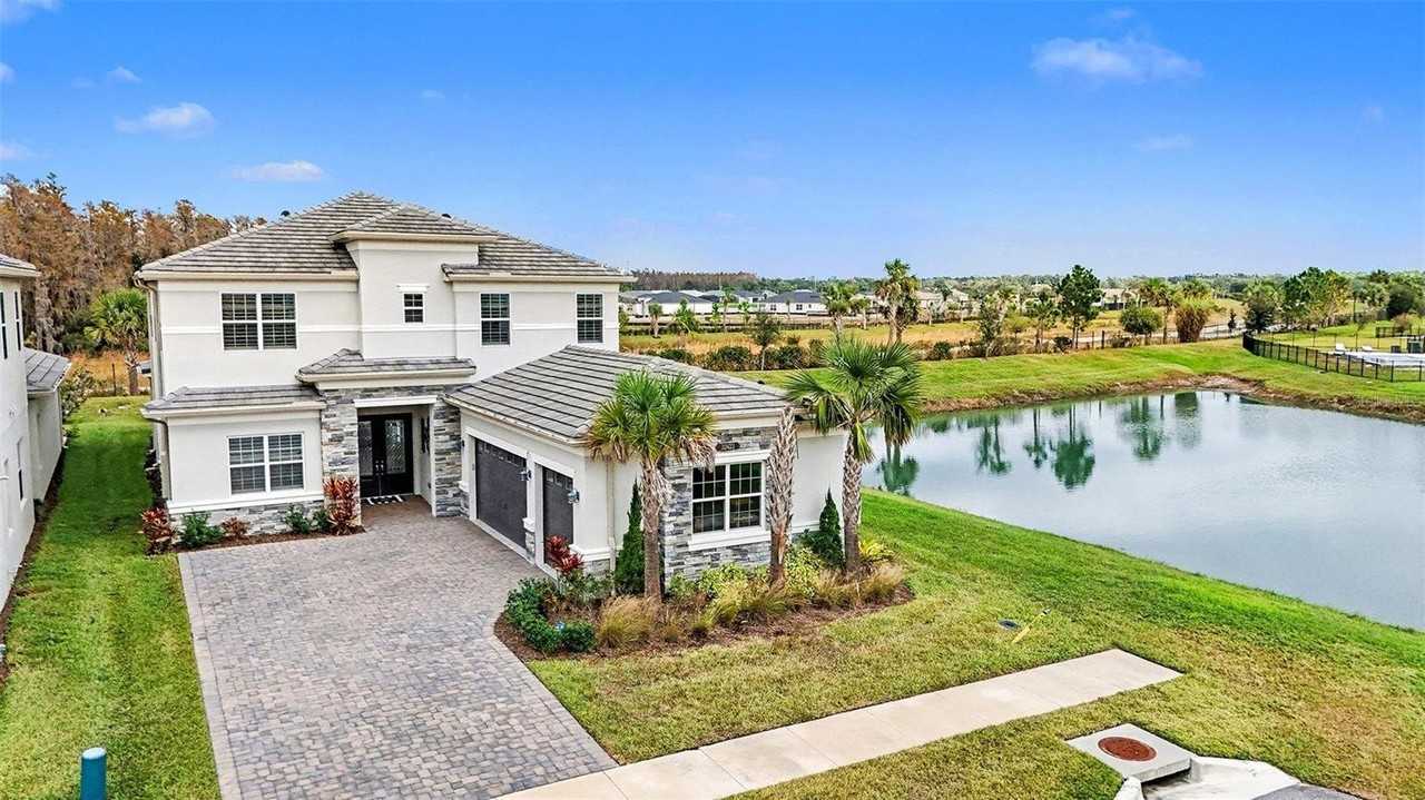 32423 Rosewood Meadow Ln - Photo 4 of 50