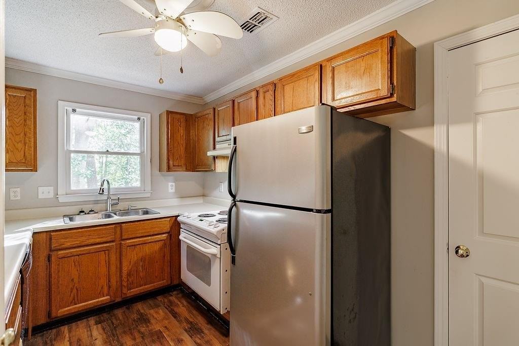 345A Research Dr #330 - Photo 3 of 19