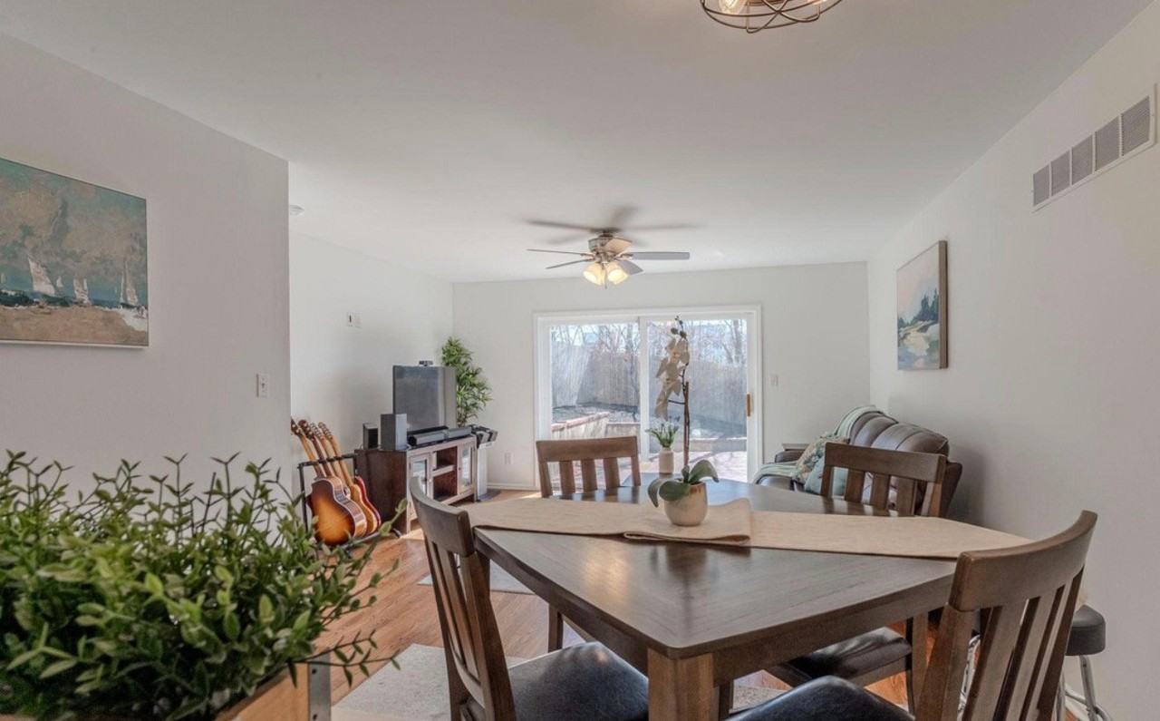 712 Woodlawn Ave - Photo 4 of 16