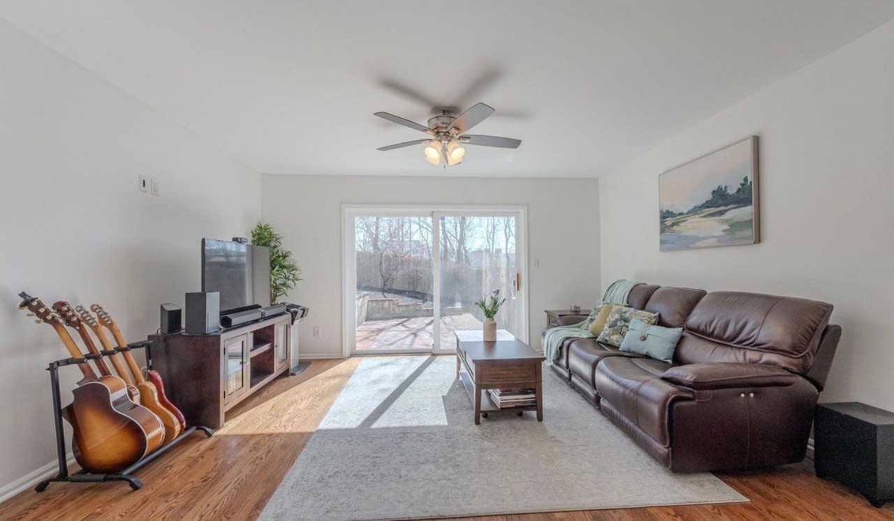 712 Woodlawn Ave - Photo 7 of 16