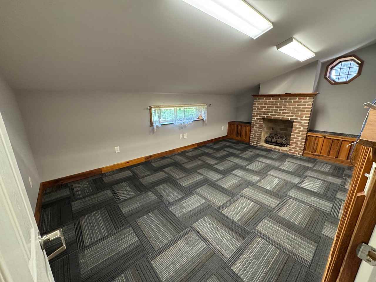 3828 Baltimore Pike - Photo 3 of 19