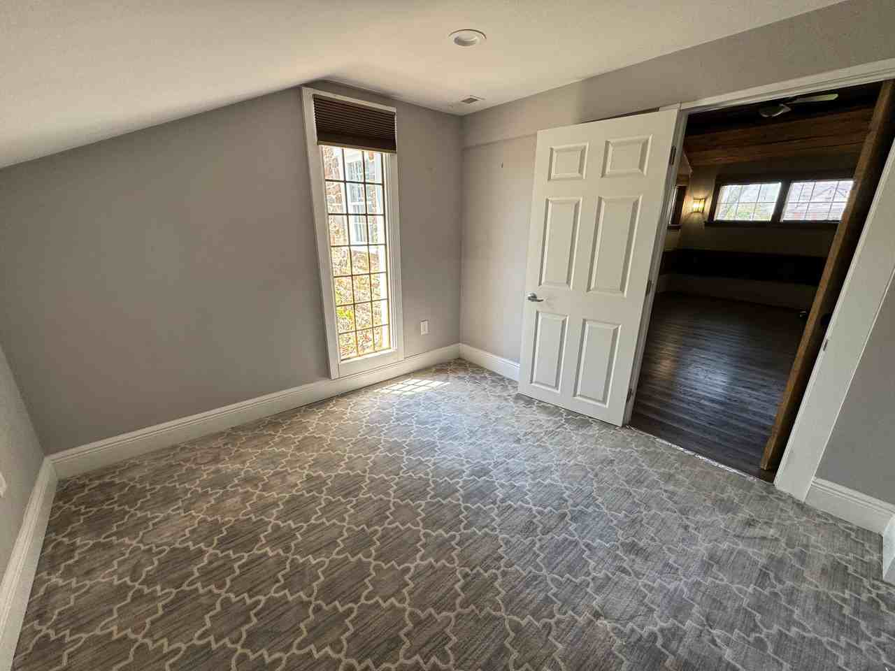 3828 Baltimore Pike - Photo 5 of 13