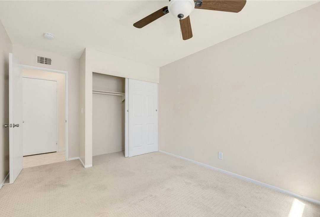5641 Lynnbrook Plz - Photo 6 of 25