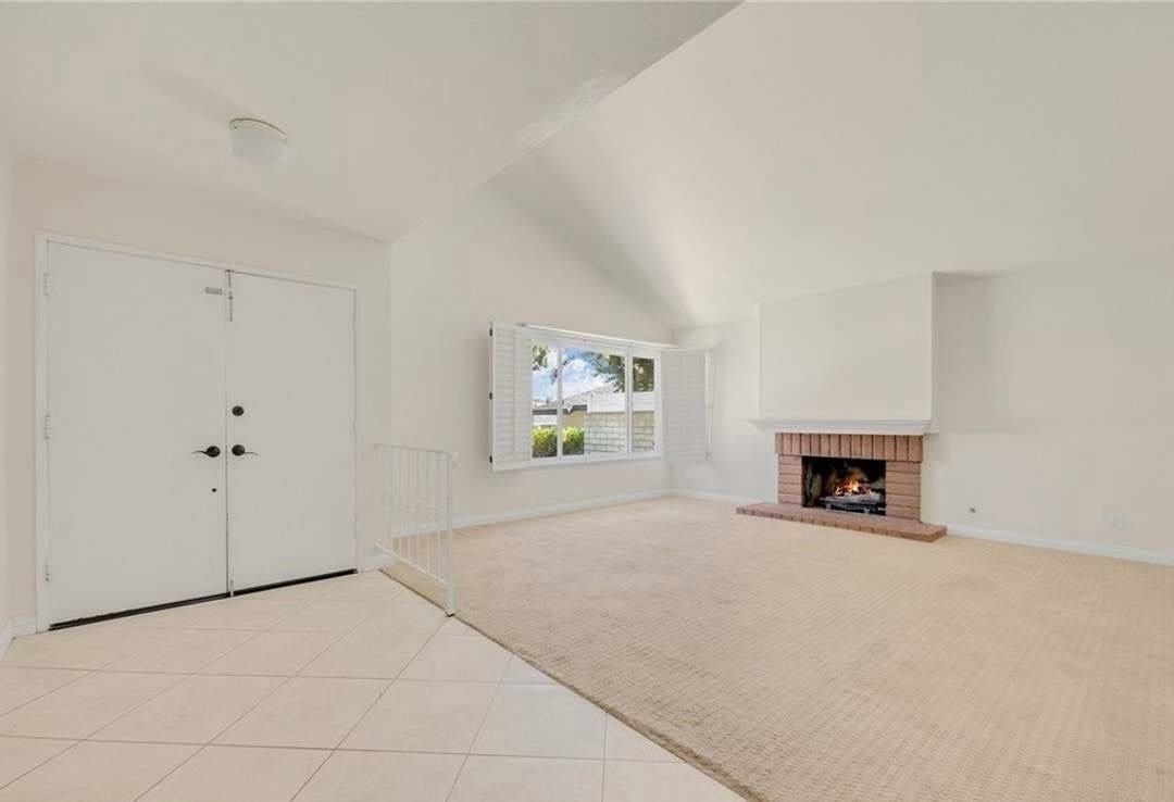 5641 Lynnbrook Plz - Photo 7 of 25