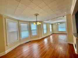 featured image of 16 Byron St #1