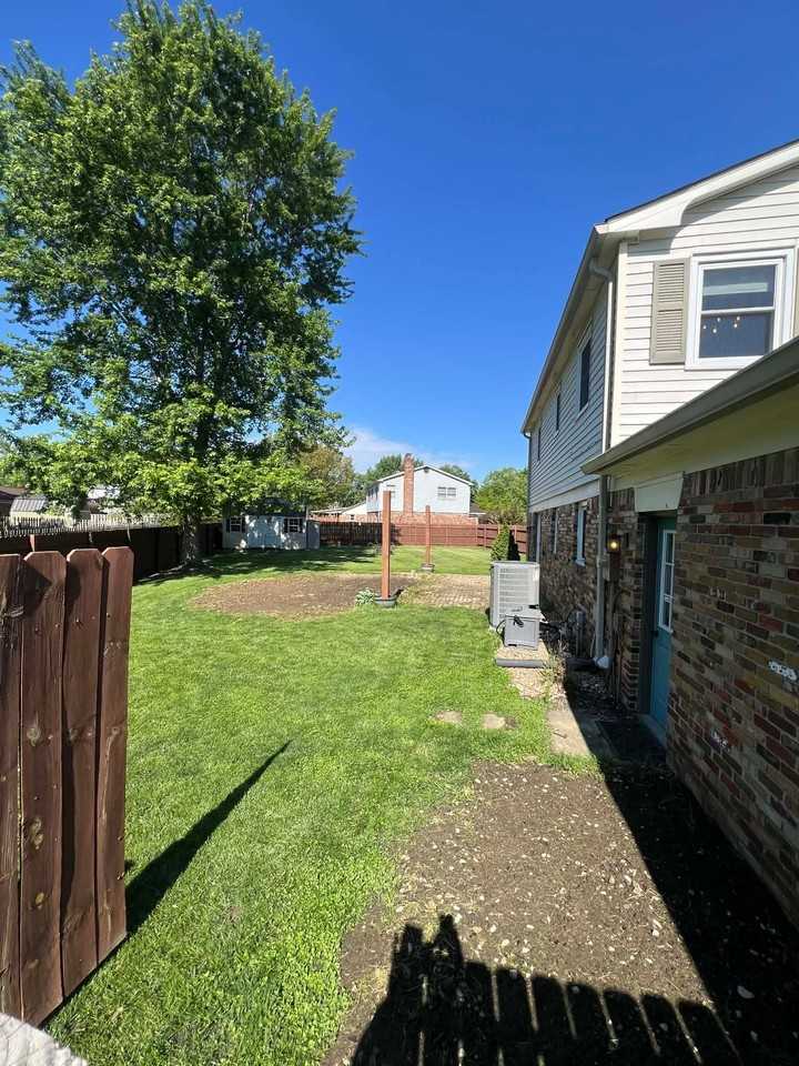 307 Dover Rd - Photo 2 of 14