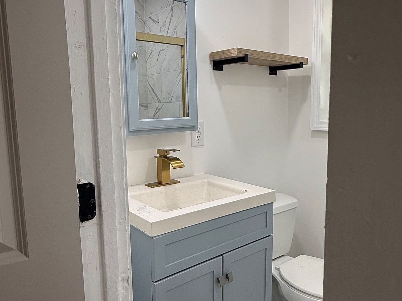 2667 Olympia Ave - Photo 4 of 14