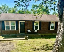 featured image of 2525 Bethwood Dr