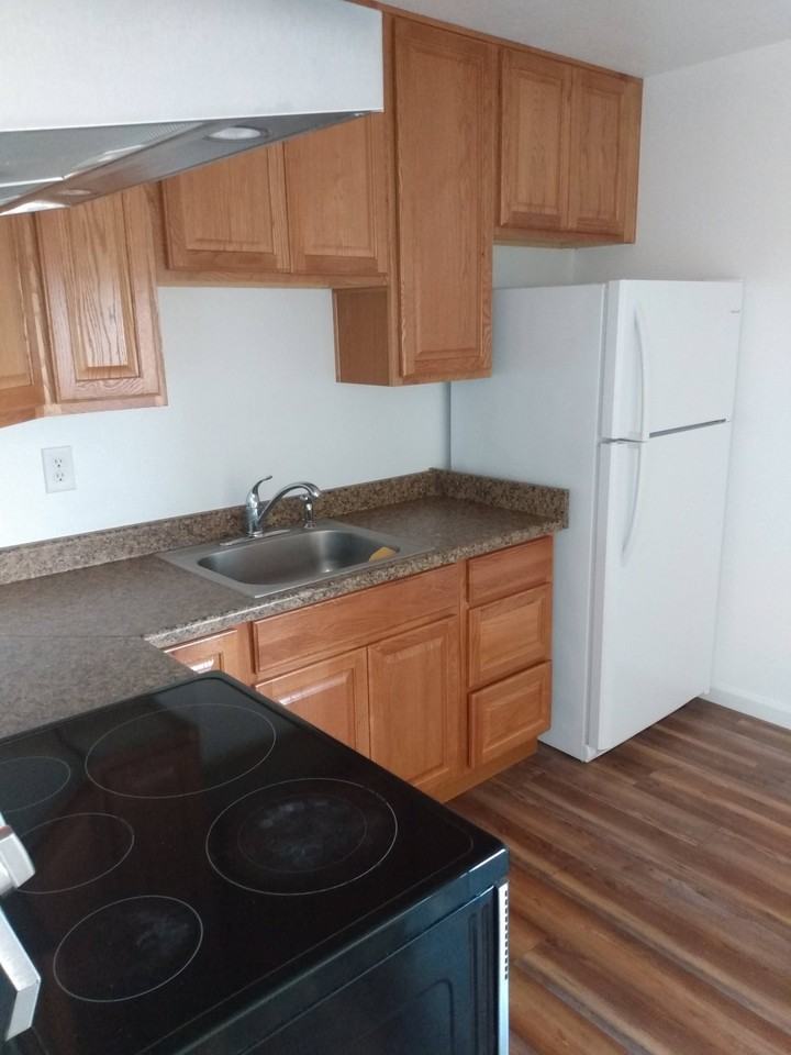 257 East Ave #1 - Photo 2 of 10