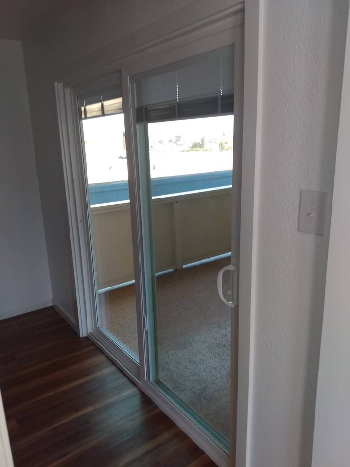257 East Ave #1 - Photo 4 of 10