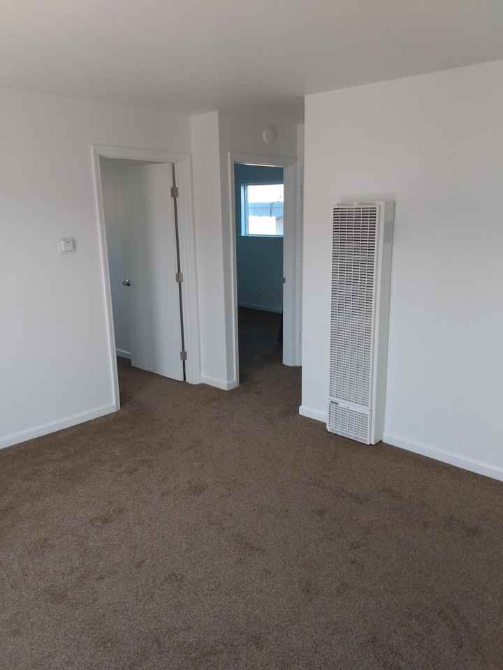 257 East Ave #1 - Photo 5 of 10