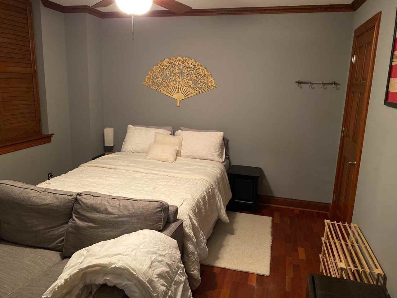 110 E Washington St - Photo 4 of 7