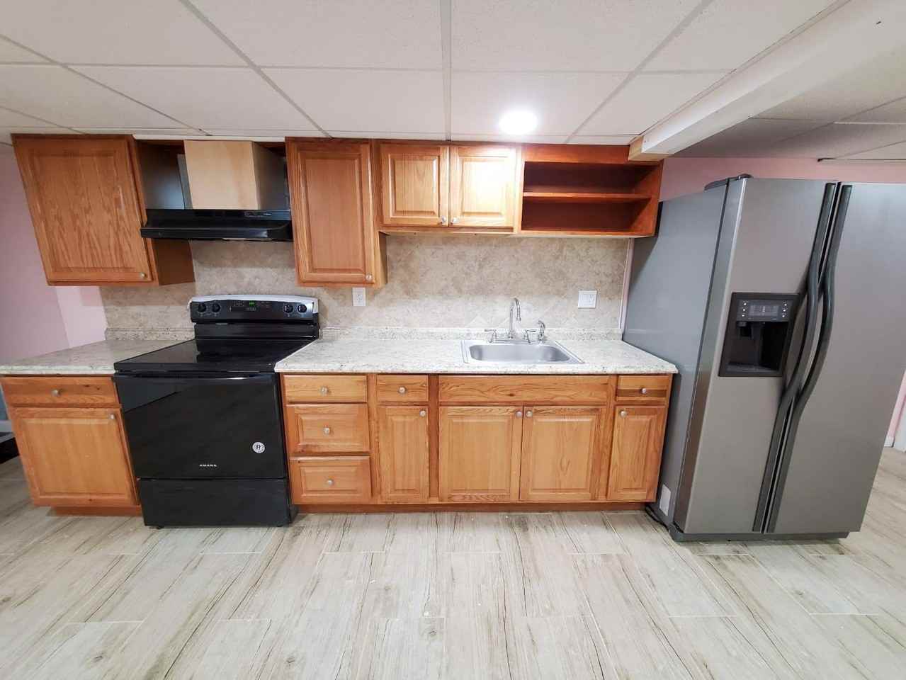 133 Roberts Ave W #BS - Photo 2 of 10