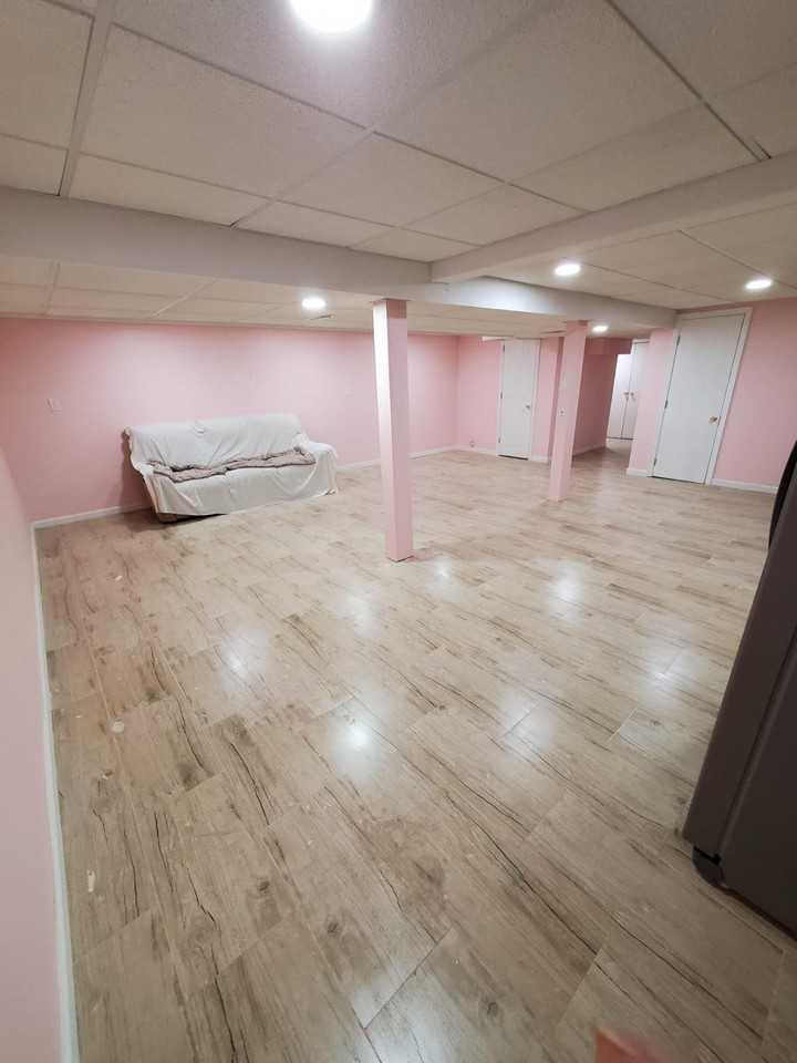 133 Roberts Ave W #BS - Photo 7 of 10