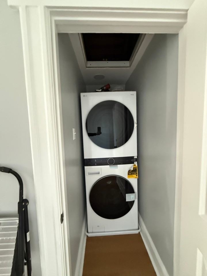 55 Montgomery St #3 - Photo 4 of 20