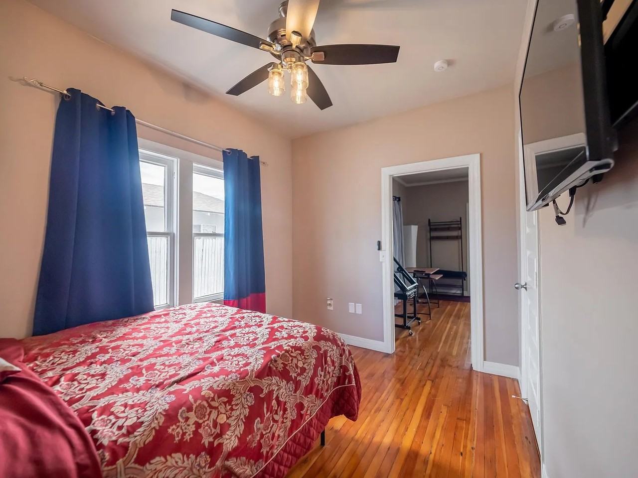 2521 N 11th St #1 - Photo 5 of 17