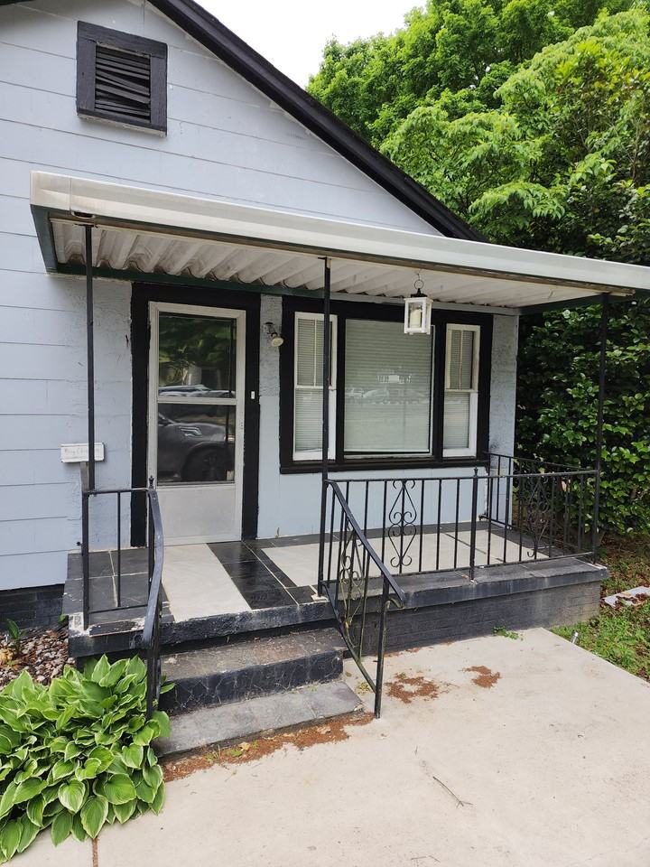 715 W Rice St - Photo 2 of 19